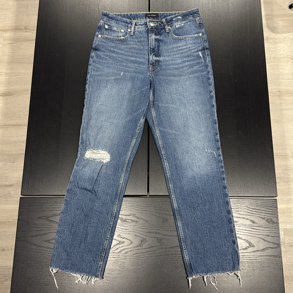 Free Assembly Women’s Super High Rise Straight Leg Distressed Blue Jean - 12